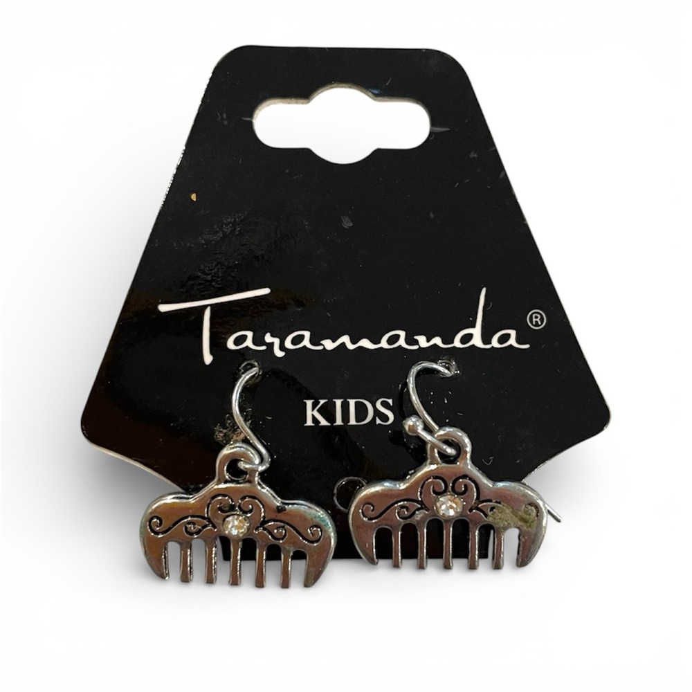 Taramanda Kids Silver Toned Charming Comb Earrings